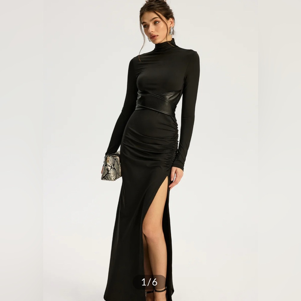 Elegant Black Long Sleeve Dress
